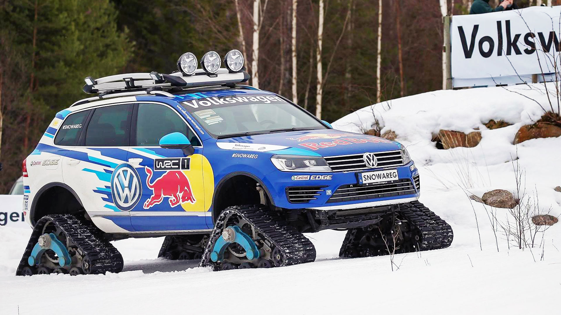 Tracks on Red Bull Car